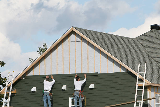Professional Vinyl Siding technician working in Andover, CT