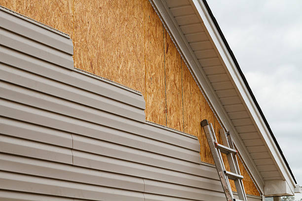 24/7 Emergency Vinyl Siding experts in Andover, CT